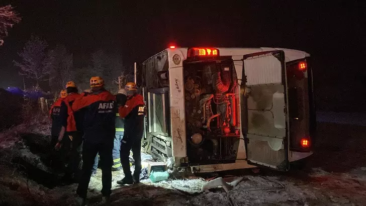 Son dakika! Kastamonu’da otobüs kazası: 6 kişi hayatını kaybetti, çok sayıda yaralı var