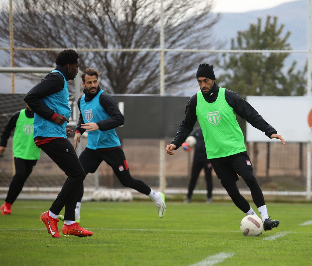 Sivasspor Hazırlanıyor. Hedef Avrupa!!!