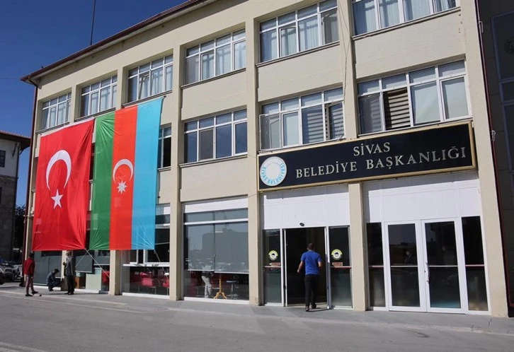 Sivas Belediyesi Açıkladı! Üniversiteye Yeni Kayıt Yaptıranlara 4 Bin TL…