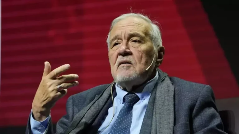 Tarihçi İlber Ortaylı hayatını kaybetti!