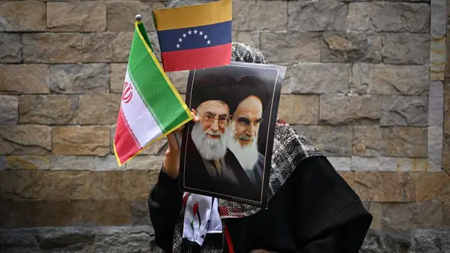 İran’ın Yeni Dini Lideri Seçildi!!