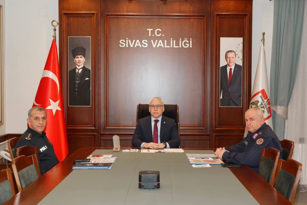 Sivas Valisi Yılmaz Şimşek Ramazan Bayramı Tedbirleri Toplantısına Katıldı!